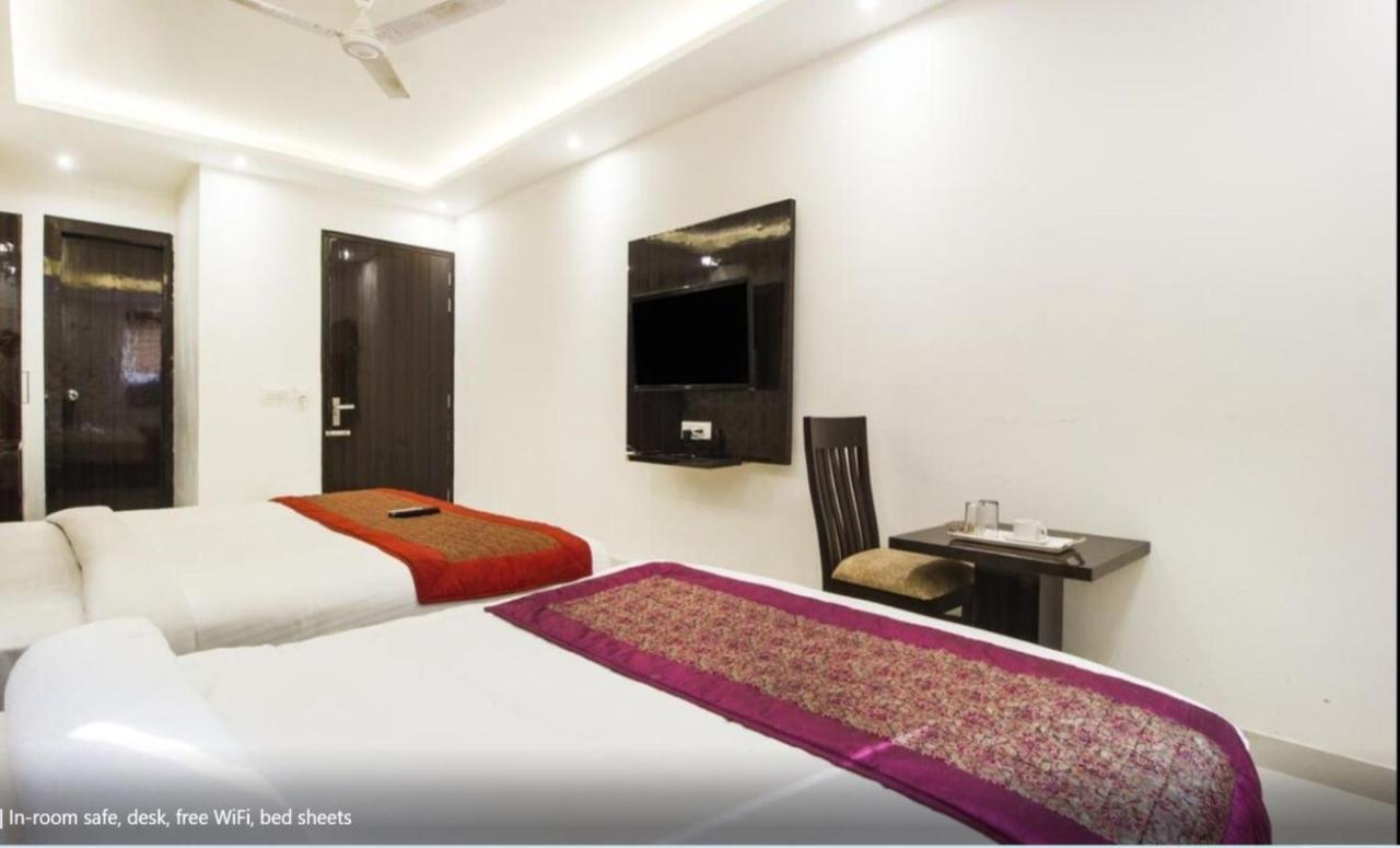 Hotel Iconic Near Delhi Igi International Airport Ню Делхи Екстериор снимка