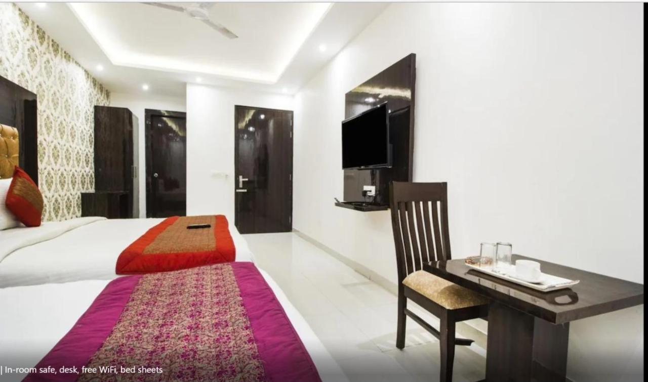 Hotel Iconic Near Delhi Igi International Airport Ню Делхи Екстериор снимка