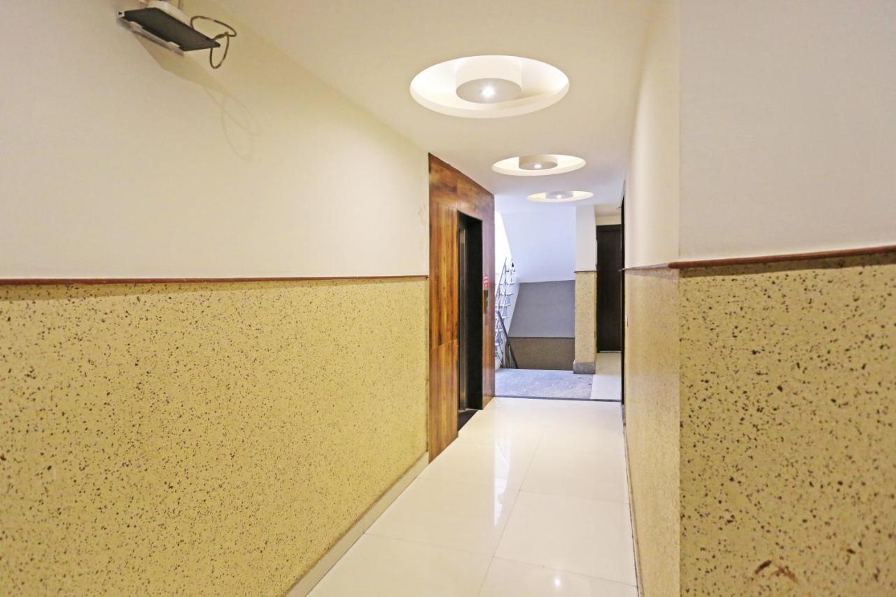 Hotel Iconic Near Delhi Igi International Airport Ню Делхи Екстериор снимка