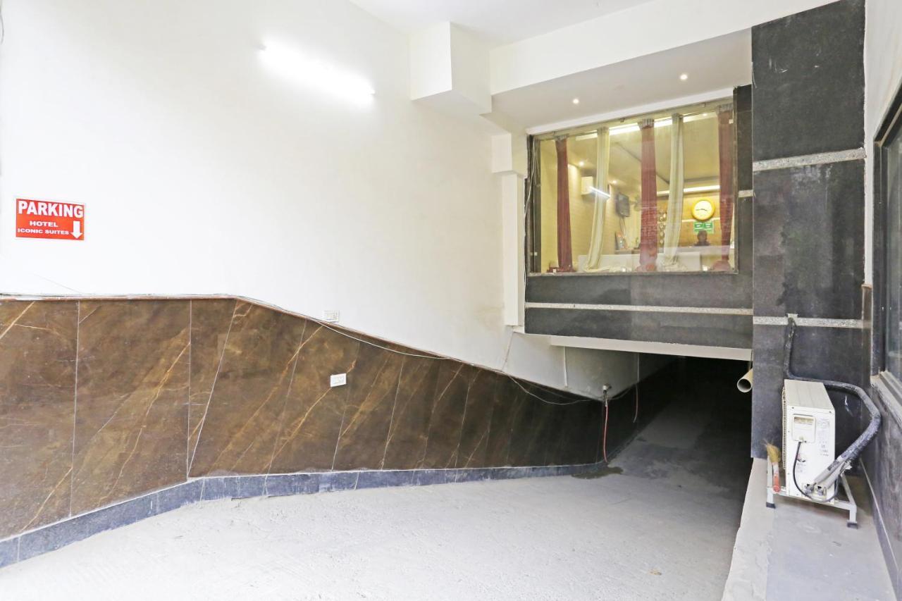 Hotel Iconic Near Delhi Igi International Airport Ню Делхи Екстериор снимка