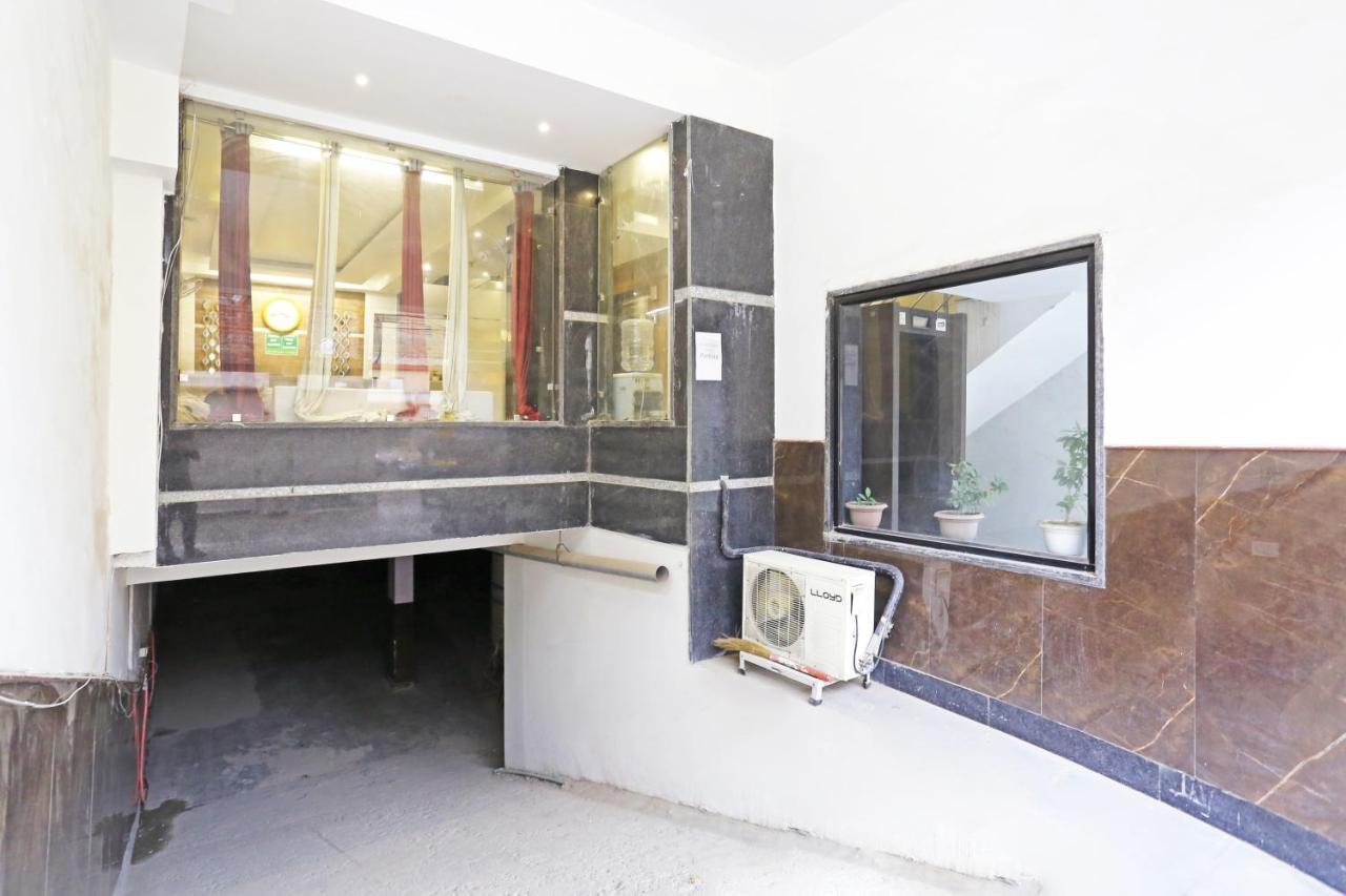 Hotel Iconic Near Delhi Igi International Airport Ню Делхи Екстериор снимка